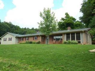 6327 Walnut Grove Rd, Mendota, VA 24270