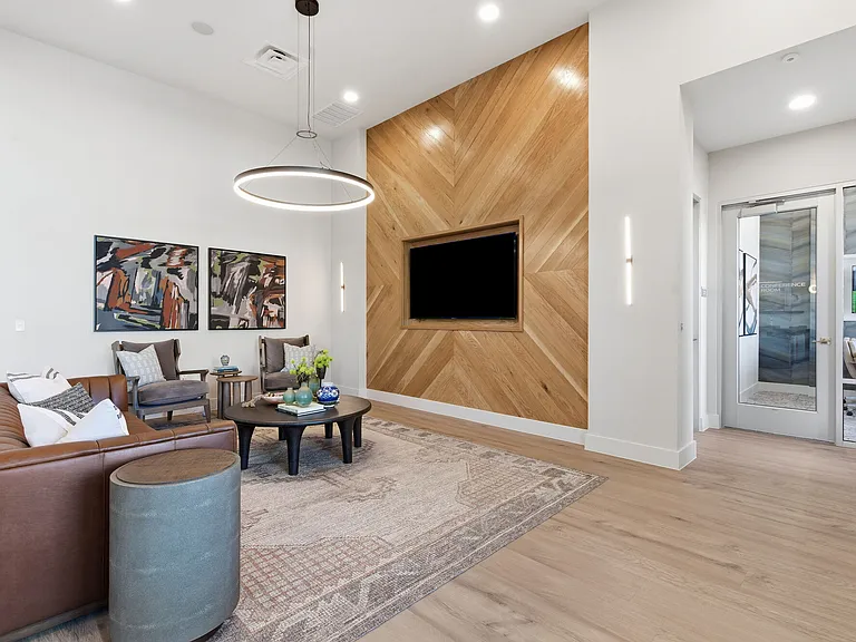 The Westlyn — Photo 27