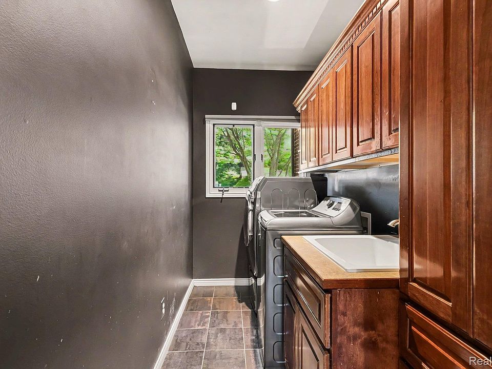 136 S Wilson Blvd, photo 15