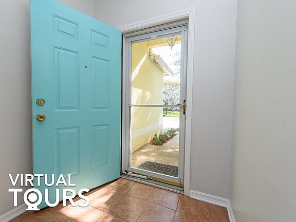 4th image of 11165 Wyndham Hollow Ln