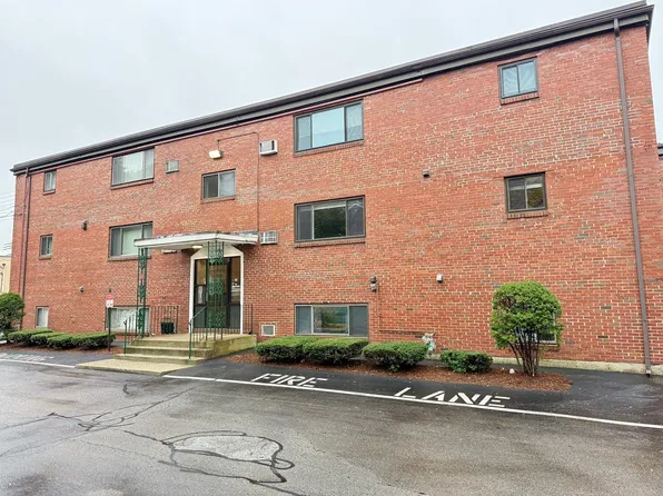 69 Nicholas Rd APT J, Framingham, MA 01701