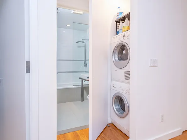 330 East 109th Street image 6 of 19