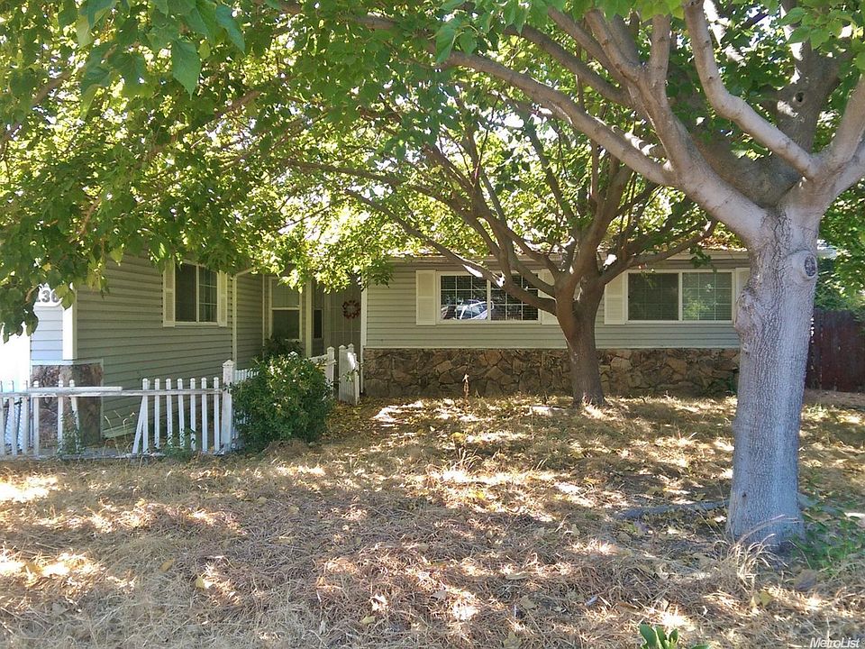 1st image of 136 Monowood Dr
