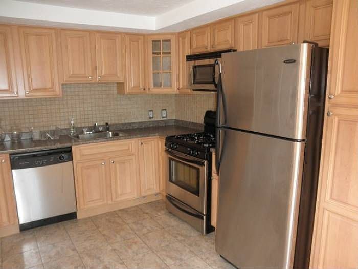 20 Pevwell Dr, Saugus, MA 01906 Zillow