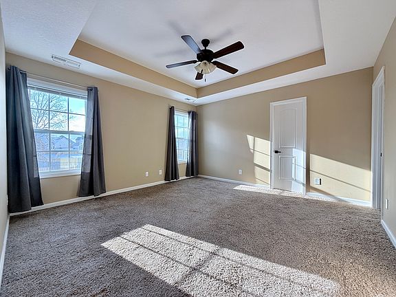5th image of 1406 Jenny Ln