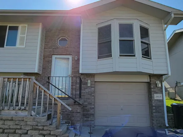 2015 NW 53rd St, Lincoln, NE 68528