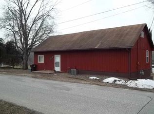 1167 N Water St, Montezuma, IN 47862
