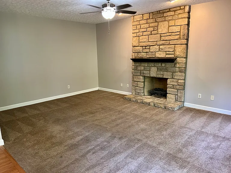 8103 Barlow Rd — Photo 3