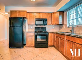 1245 W 37th Dr, Los Angeles, CA 90007