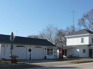 6294 High, Freeport, IL 61032