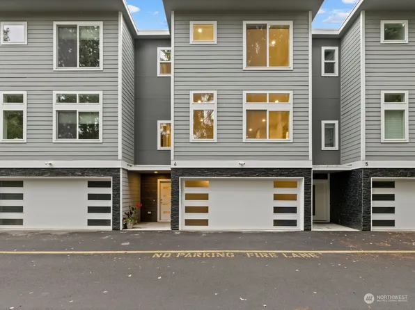 14825 35th Avenue W #4, Lynnwood, WA 98087