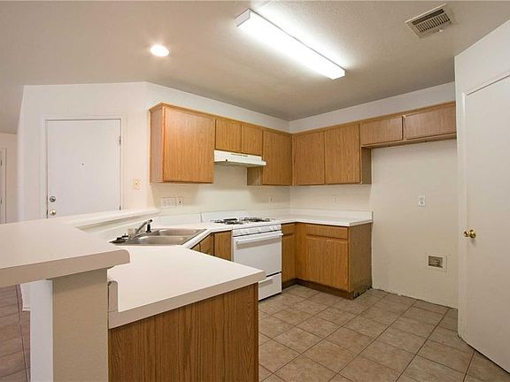 3rd image of 2304 Smith Branch Blvd #A/b