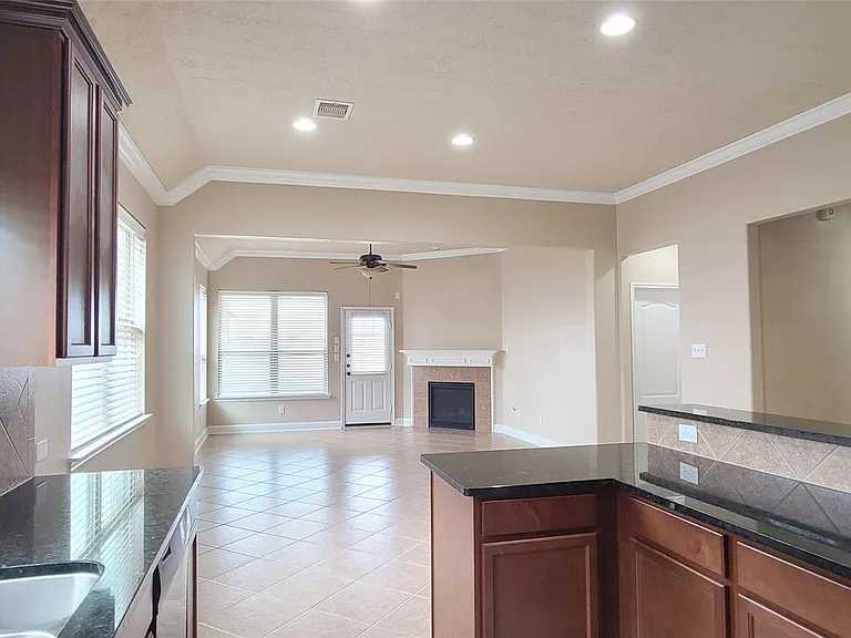 12903 Mason Terrace Ln — Photo 15