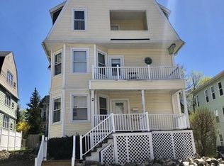 2 Hillside St #3, Worcester, MA 01610