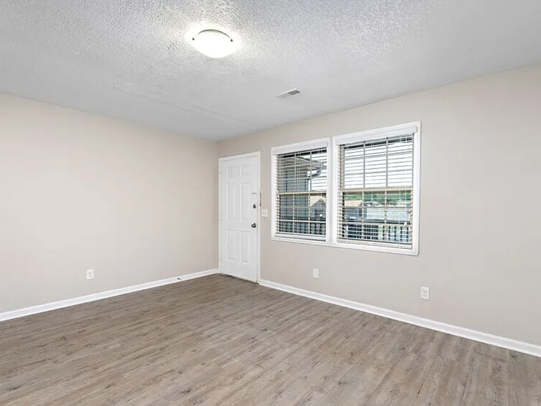 6314 Caenen Lake Rd — Photo 5