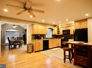 6586 Covingtons Corner Rd, Bealeton, VA 22712