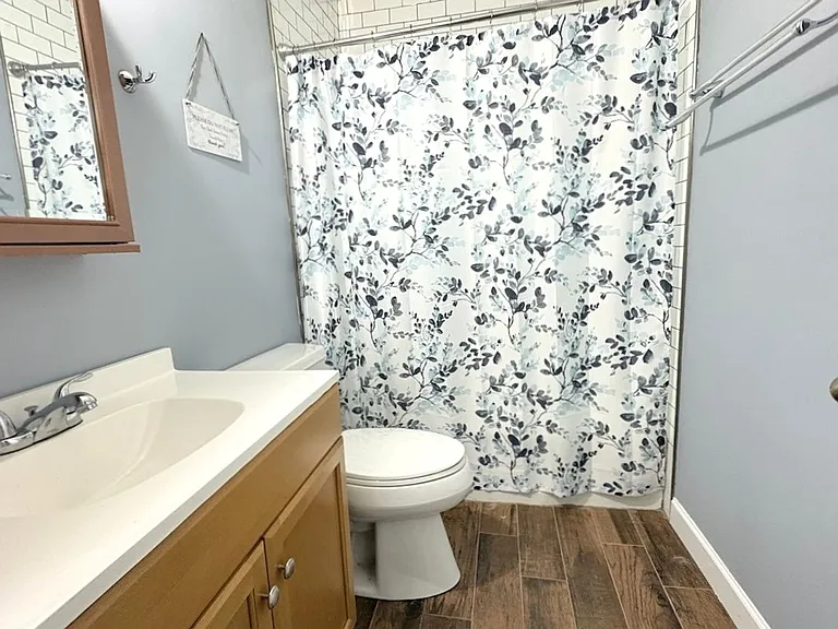 2455 Princeton Rd — Photo 17