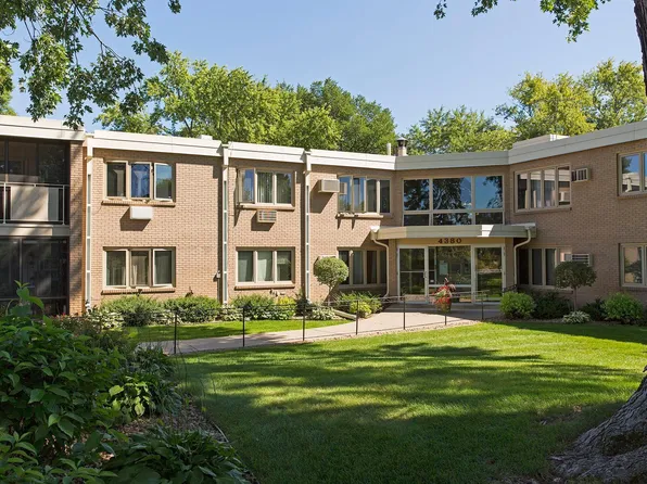 4380 Brookside Ct APT 116, Edina, MN 55436