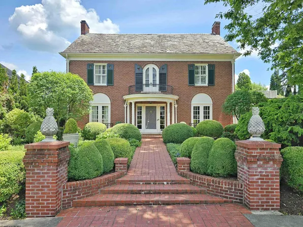 316 Buckhannon Ave, Clarksburg, WV 26301