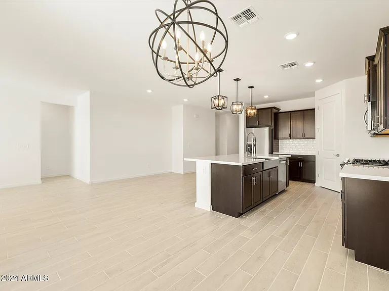 16063 W Desert Spoon Dr — Photo 15