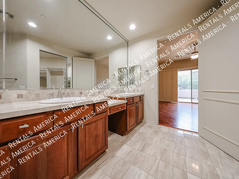 7402 E Hum Rd #16 — Photo 45