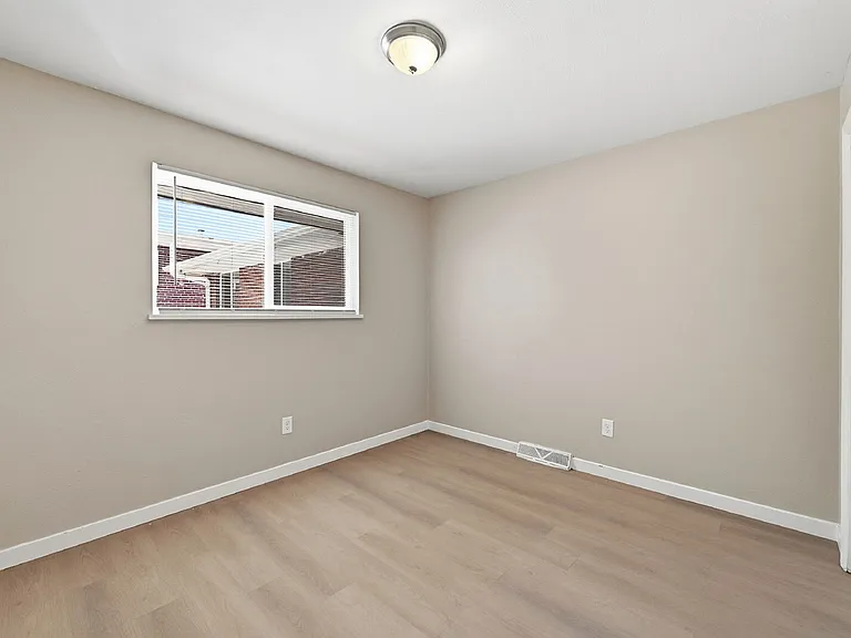 5565 S Delaware St #5571 — Photo 14