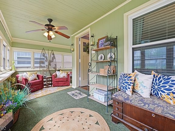 2nd image of 65 Carteret St