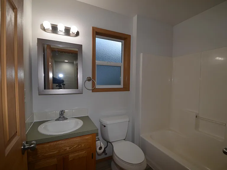 222 41st Ct #2 — Photo 18