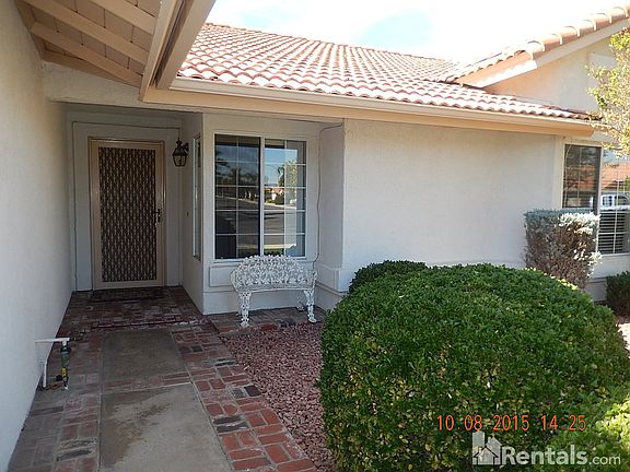 3rd image of 29209 Summerset Dr