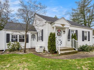 107 Edgemoor Ave, Kalamazoo, MI 49001