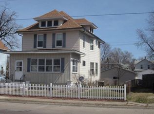 1315 38th St, Rock Island, IL 61201