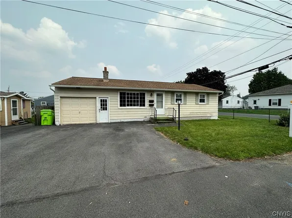 300 Swansea Ave, Syracuse, NY 13206