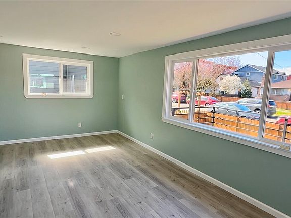 4th image of 9040 17th Avenue SW