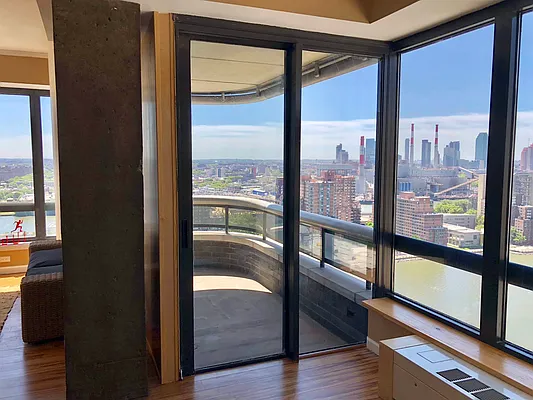 Rented by Aili Wang, LREB | media 9