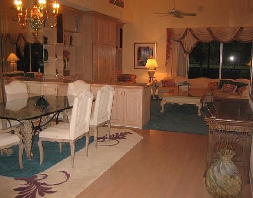 4th image of 7605 Calle Facil