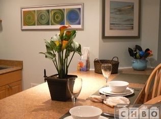 9759 Water Oak Dr, Fairfax, VA 22031