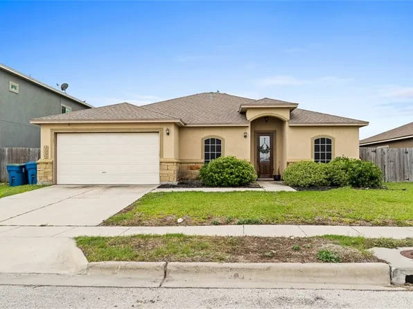 1902 Cottonwood Dr, Portland, TX 78374