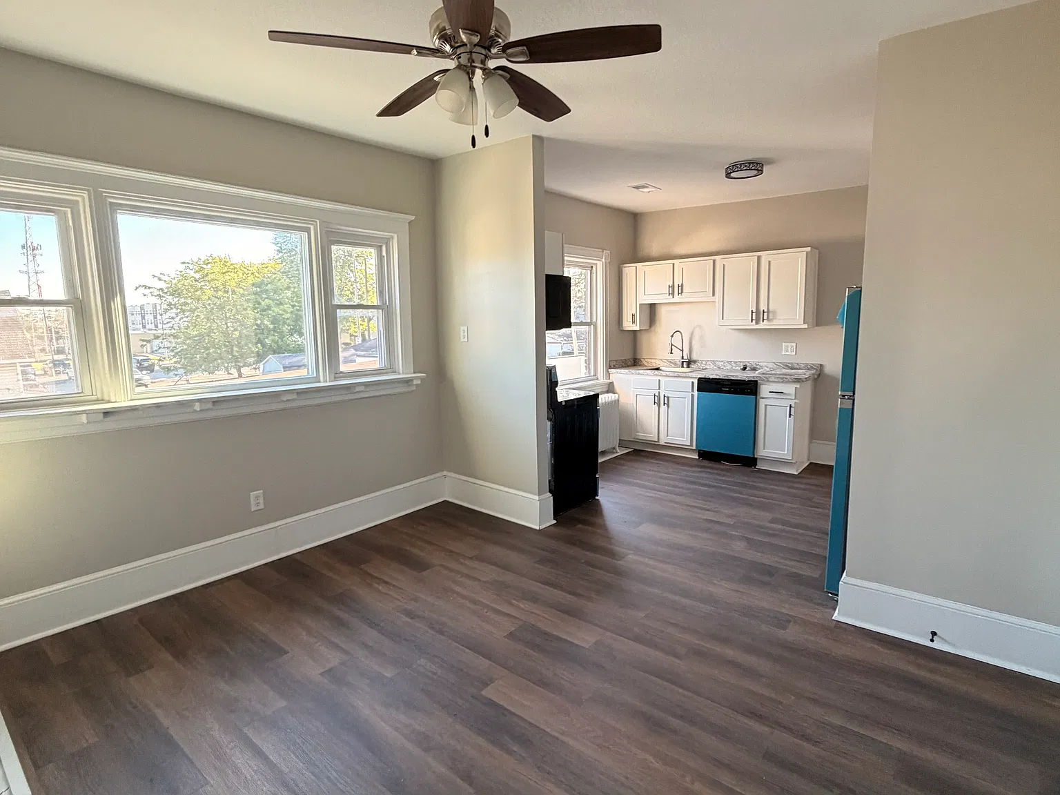 2 bed, 1100 sqft, $1,150 — Photo 3