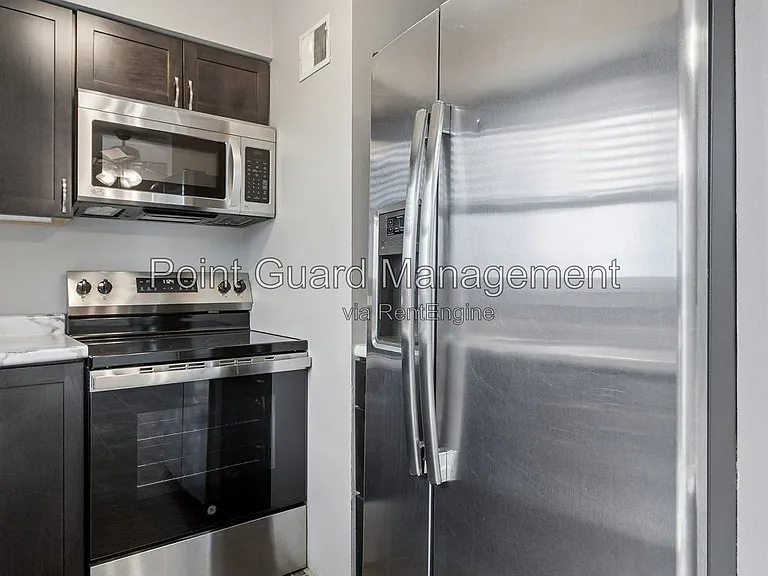 504-604 Cordes Dr — Photo 22