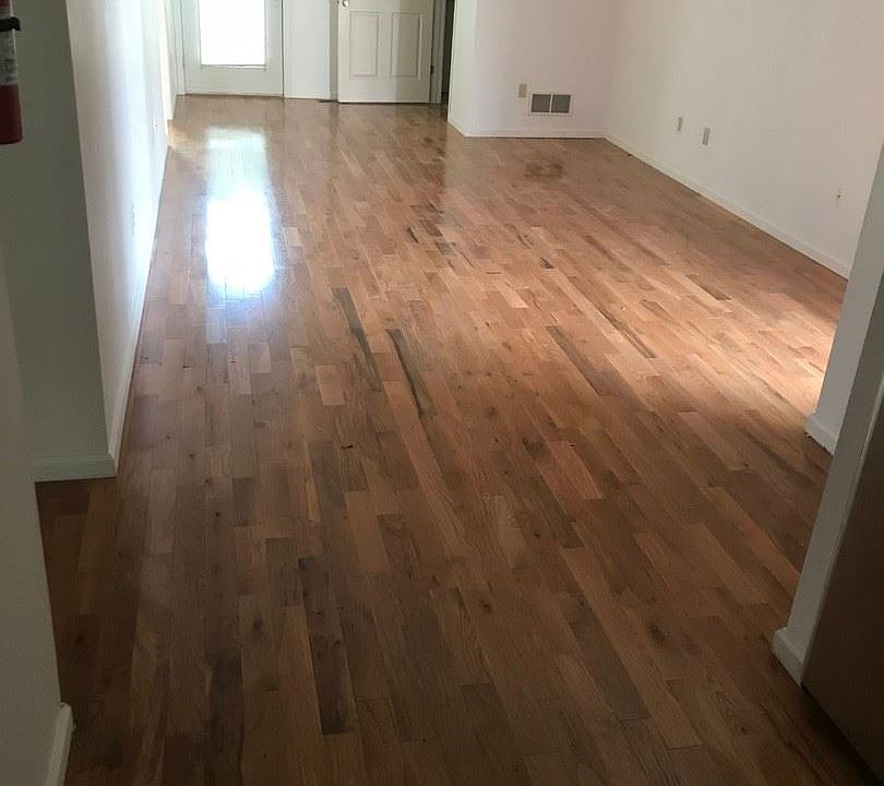 2nd image of 5300 Russell Ct APT 10