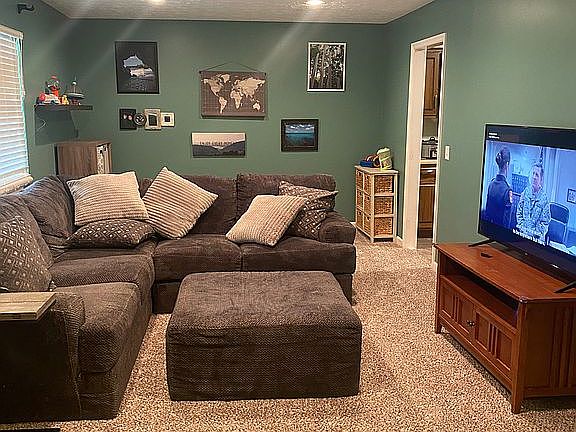 5th image of 1611 Vosswood Way