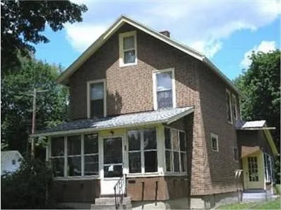 74 W Mosher St photo 1