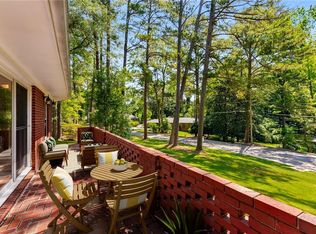 2279 Parkview Cir, College Park, GA 30337