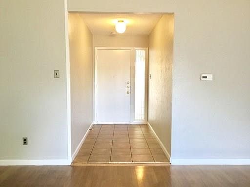 4th image of 607 Buckboard Blvd
