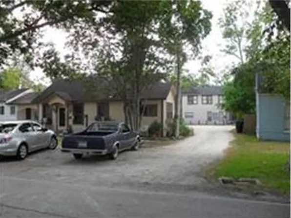 7406 Evans Ln, Houston, TX 77061