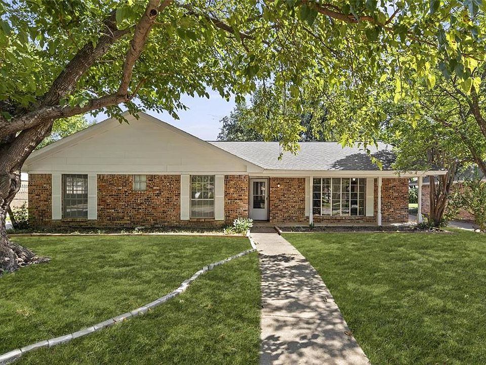 1st image of 2020 Juanita Dr