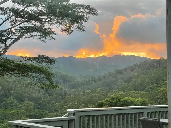 (undisclosed Address), Wahiawa, HI 96786