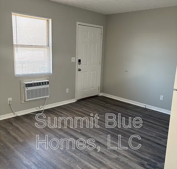 3953 Kent St #1 — Photo 7