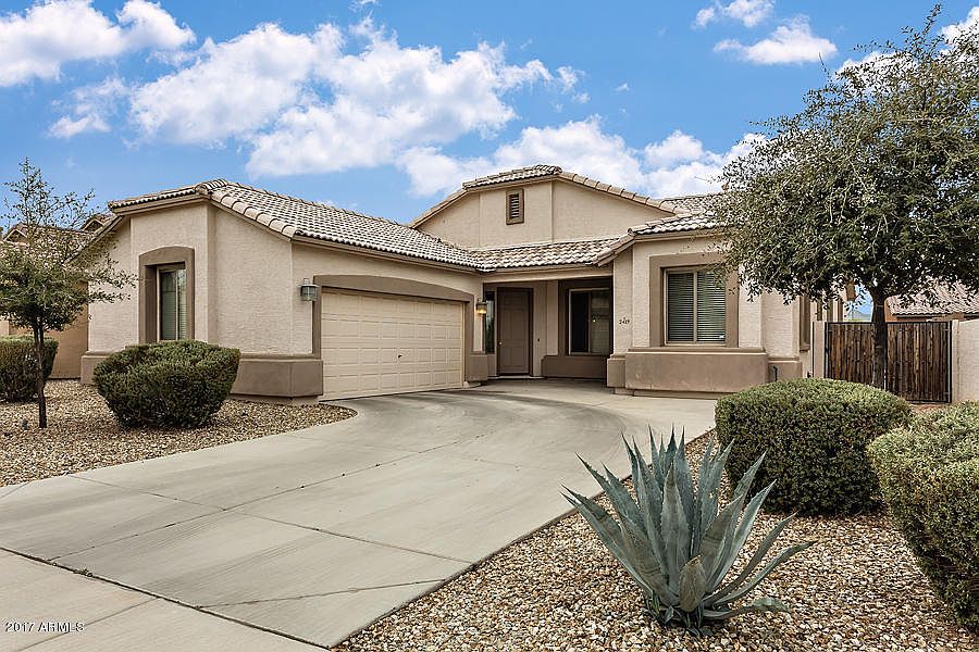 1st image of 2419 W Fawn Dr