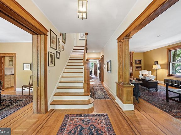 5th image of 3839 Livingston St NW